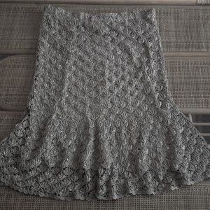GORGEOUS CARMEN MARC VALVO LACE SKIRT, LIKE NEW
